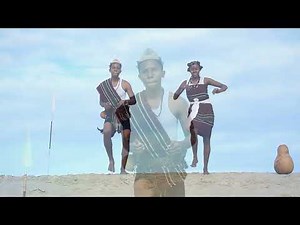 Danse traditionnelle Antandroy par Fenolily et Maho