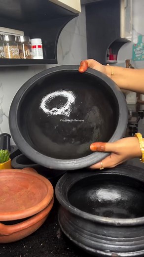 Bring back the magic of traditional cooking! 🍲 Our handcrafted Terracotta Cookware retains natural minerals and enhances the flavor of every dish — just the way grandma made it. | Countryfied