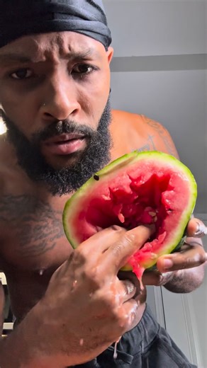 @molegends on Instagram: "What is going on with this Watermelon!?🍉🤢FOLLOW @molegends for more! #explorepage"