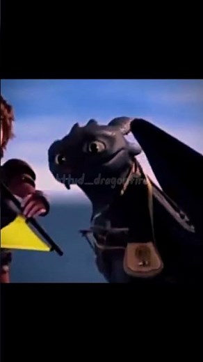 Toothless reaction to a new tail 😅 Rtte
