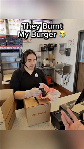 McDonald’s Burnt My Burger😭