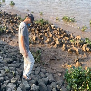 43K views · 828 reactions | Restoration CD Walkman SONY D-E404 very Broken - Restore portable CD player old | Rire avec | Facebook