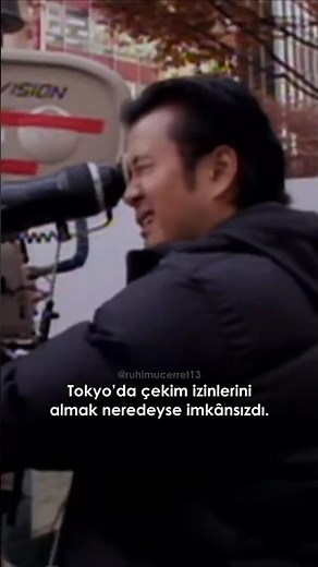 The film crew hired a "scapegoat director"