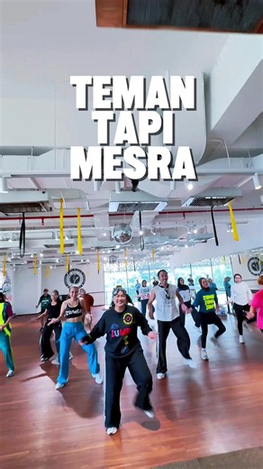 Oleh-Oleh Zumba Spesial: Koreo Lagu Teman Tapi Mesra