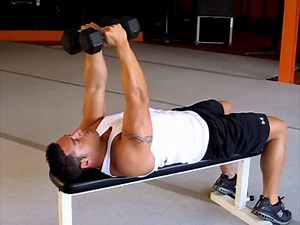 Os 11 melhores exercícios com halteres (com treino incluso)