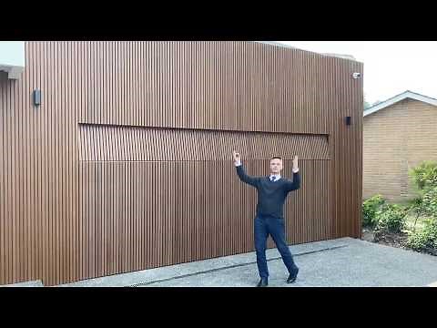 WR Engineering Canberra installed this Garage Door for well know Canberra Builder. Stunning!