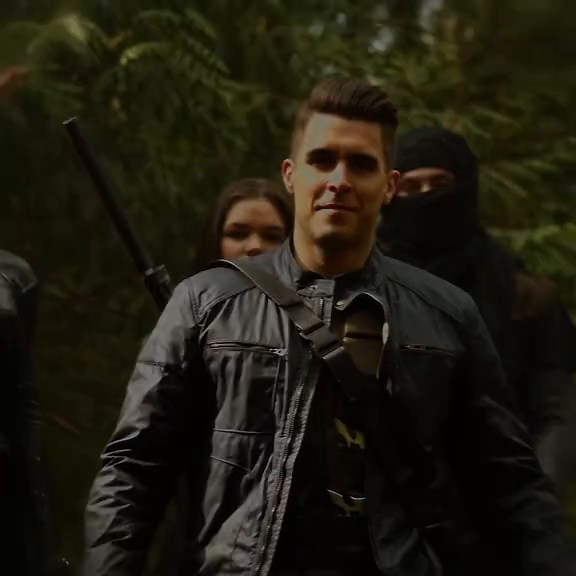 He cared so much about Susan.||scp:@ae.queen,aud:@reavesaudios||#adrienchase #adrienchaseedit #prometheus #arrowedit #dc #thecw #arrowverse #viral_video #fyp #edit #davinciresolve #oliverqueen #greenarrow