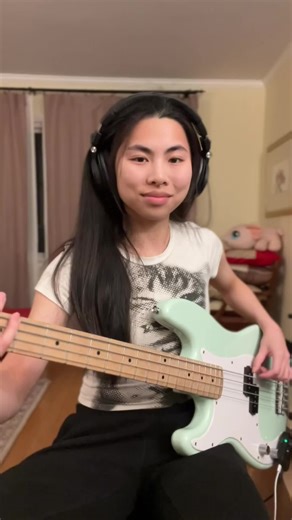 so fun to play! all thanks to duck dunn’s awesome bass line #bluesbrothers #bluesbass #duckdunn