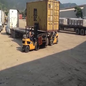 109K views · 493 reactions | Lower 20 Foot Container With Forklift | Ocean World. | Facebook