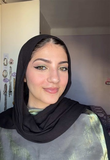 Quick Hijabi Makeup Tutorial for Stunning Looks