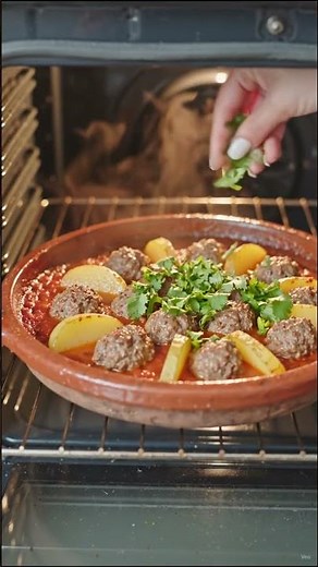 Authentic Moroccan Kefta Tajine Recipe with Potatoes and Eggs