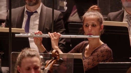 拉威尔《波莱罗舞曲》，由Les Siècles 乐团演奏、Adrien Perruchon指挥，于巴黎香榭丽舍剧院现场演出。