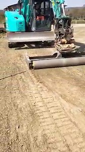 Réglage avec lame de nivellement Engcon 👍😀 Réalisée par la société SPTP Ploufragan Merci à Bastien :) | engcon France