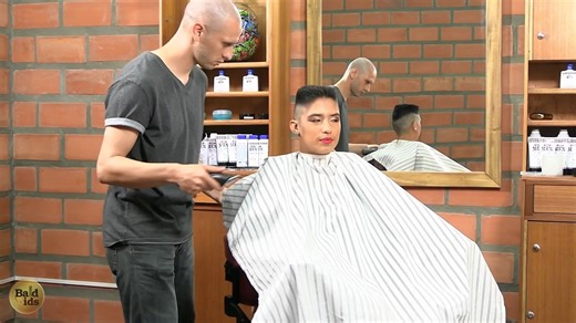 Bald Vids30-DG shaves all her hair off