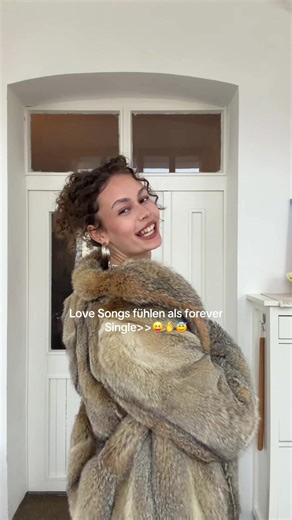 Beste Leben diggi 🫰🦁 #chayalene #men #outfit #schlager #lovesong | Fur Coat Outfits