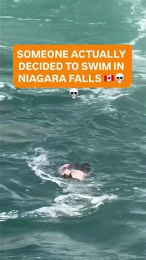 SOMEONE ACTUALLY DECIDED TO SWIM IN NIAGARA FALLS 🇨🇦💀 #niagarafalls #canada #swin #canada