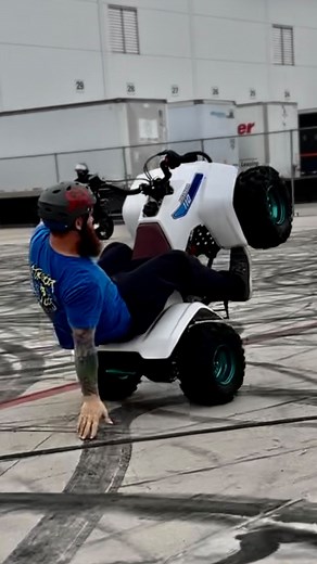 1.3K views · 6K reactions | Hand drag on the TRX70  @tdubstunts | A1 UTV | Facebook