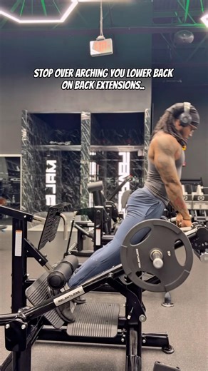 How to properly do lower back extensions #explore #explorepage #gymtips #backday #fitnesstips