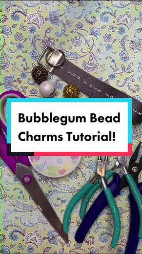 Bubblegum bead charms for my faux leather keychains tutorial! #bubblegumbeadtutorial #bubblegumbeadcharms #beadingcrafts #fauxleatherkeychain #crafts