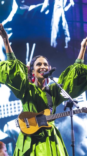 T4F on Instagram: "O Nordeste vai poder viver toda a emoção de PHONICA | Marisa Monte & Orquestra Ao Vivo! 🩷🎻 𝗡𝗢𝗩𝗔𝗦 𝗗𝗔𝗧𝗔𝗦 • 14/03/2026 - Recife - Área Externa do Pernambuco Centro de Convenções • 28/03/2026 - Salvador - Casa de Apostas Arena Fonte Nova 𝗣𝗥É-𝗩𝗘𝗡𝗗𝗔 𝗕𝗕 𝗩𝗜𝗦𝗔 Quarta, 10/12, às 12h, clientes com cartão BB Visa têm acesso à pré-venda exclusiva com 25% de desconto + parcelamento em até 6x sem juros. 𝗩𝗘𝗡𝗗𝗔 𝗚𝗘𝗥𝗔𝗟 Sexta-feira, 12/12, às 14h, a venda será l