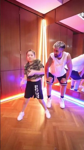 Oriana de 5 años nos muestra la clave para bailar musica brasilera 🇧🇷