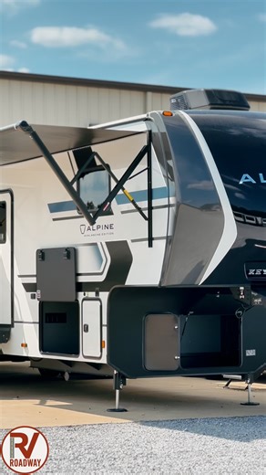 🎉 Bath & 1/2, Private Rear Loft/Bunkhouse, Outdoor Kitchen AND MORE! 🎉 Explore The New 2026 Keystone RV Alpine Avalanche Edition 380LT 👀 PRICE: $84,995.00 | Payments From: $650/mo (W.A.C) ✅ Bath & 1/2 ✅ Rear Bunkhouse ✅ Outdoor Kitchen Sleeps 8 | 4 Slides | 42' long | 14,400 lbs dry Located at RV Roadway Of Calera, AL 📍 Interested? Call us: (205) 663-0046 📲 Click the link for details: https://www.rvroadway.com/product/new-2026-keystone-rv-alpine-avalanche-edition-380lt-3196394-5 Keystone RV