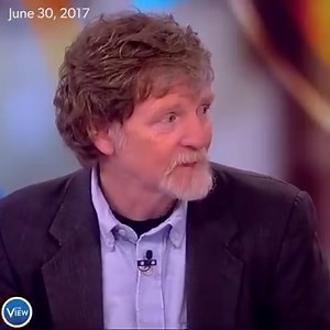 39K views · 492 reactions | "I'M NOT JUDGING THEM": Jack Phillips, the baker who refused to make wedding cake for same-sex couple, told The View last year how he aims to preserve his "right as an artist" by choosing what "endeavors" he takes on. Today, the Supreme Court ruled in his favor. https://abcn.ws/2Hi4D2f | The View | Facebook