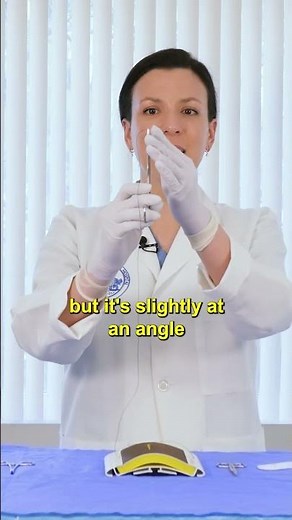 How to load your needle driver #medicalstudent #suture #basics #needle #surgery #doctor #MD #jomi