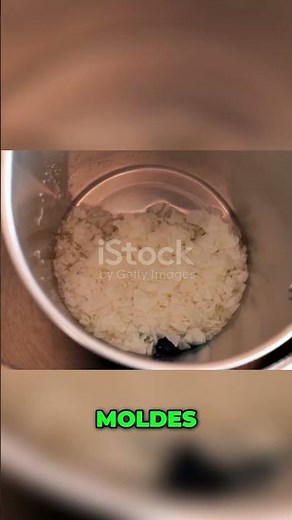 Cómo Verter Cera Líquida en Moldes para Velas Perfectas