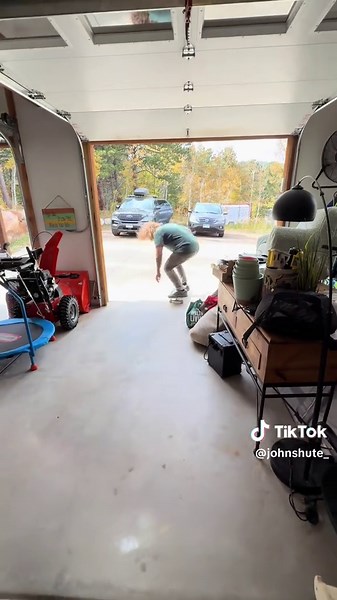 Clean Garage Transformation in Seconds