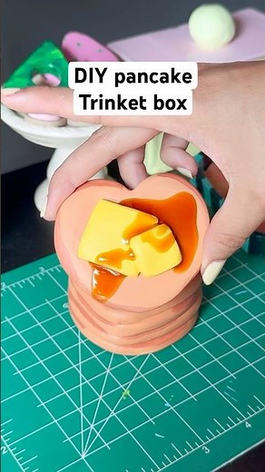 I sculpted a diy pancake trinket box/jar using das air dry clay #diy #clay #clayvideos #clayart