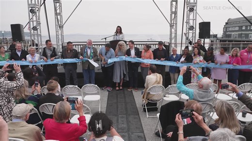 Seattle commemorates Waterfront Park on Elliott Bay after 15 years of work