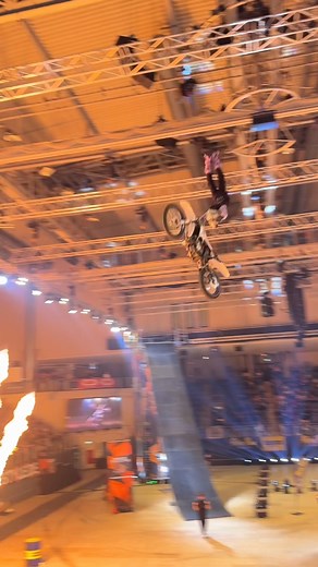 3.4K views · 42 reactions | Freestyle Motocross - einfach immer wieder spektakulär anzusehen! Bei der Night of Freestyle könnt ihr jede Menge FMX Action live erleben, aber auch verrückte Tricks auf dem Quad, Snowmobile, Sidecar, Mountainbike, BMX, Scooter und Rollerblades! 12.01.2025 München 18.01.2025 Hamburg 29.03.2025 Magdeburg - 2 Shows Tickets: www.nightoffreestyle.de #nightoffreestyle #nof #show #freestyle #fmx | Night of Freestyle | Facebook