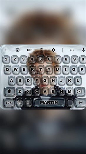 Cortis Keyboard Theme Review and Features