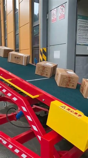 Industrial Fast Efficient Loading Machine | High-Speed Cargo Loading