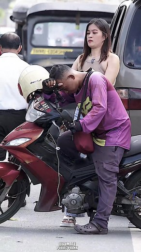 Swap Helmet Prank #fypシ゚viral #fyp #ultimatepublicprank