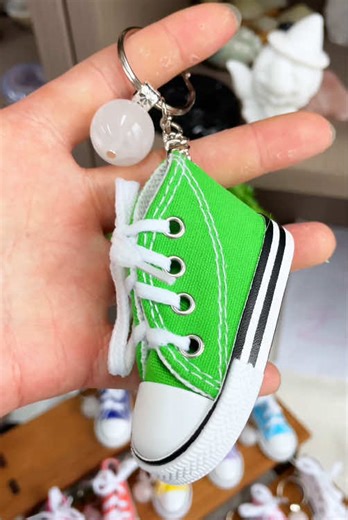 The new canvas shoes paired with the crystal key pendant look amazing. I really love them!🤩😍🤩#RoseQuartz #crystalhealing #crystalvibes #crystalenergy #crystalmagic