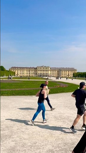 Schönbrunn Palace in Vienna, Austria 🏰🇦🇹 #park #neptunefountain