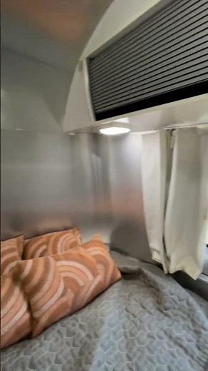 PRE OWNED 2018 AIRSTREAM BAMBI SPORT 16RB TOUR