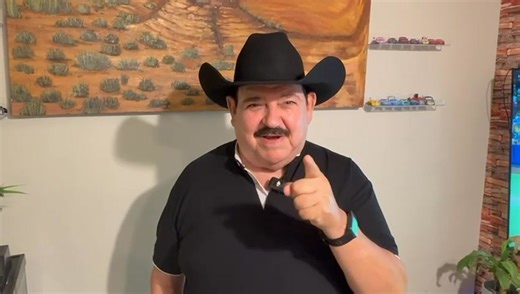 ¡El ex Bronco 🐴 Javier Villarreal en concierto en las fiestas patrias! 🎉 🇲🇽 15 de septiembre ¡Viva Méxicooooo! 💥 🥳 #Catemaco | Canal Los Tuxtlas