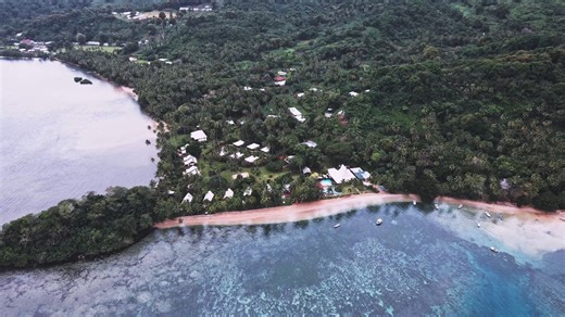 30 reactions | What are some things that are crucial to you when picking a dive resort to visit? : Beqa Lagoon Resort, Fiji (via @edgesofearth_) | SSI | Facebook