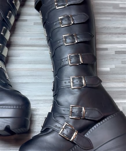 ✨Thrifted Shoes Shop✨ on Instagram: "Elegant gothic boot Uk 35/36 @3999"