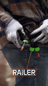 Bit Holder Key Chain Screwdrivers - Railer Heavy Duty 1/4" Hex Soft Ball Grip Bit Holders & Secure Keychain Carabiner. HVAC Tools w/Quick Release For Nut Drivers, Impact Driver & Drill Bits