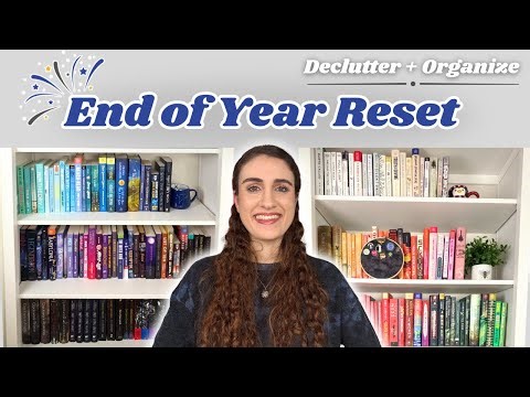 End of Year Bookshelf Reset 📚 | Declutter, Organize & Refresh My Shelves!