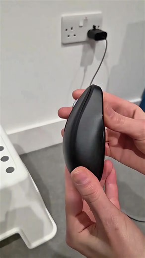 Simple, fast, and reliable ✨ The HP 510 Ultra-Fast Rechargeable Wireless Mouse has been a great everyday work essential. Quick charging, smooth movement, and super comfortable to use. Perfect for busy workdays. @HP #WorkSetup #TechEssentials #DeskSetup #tiktoktech #ProductReview