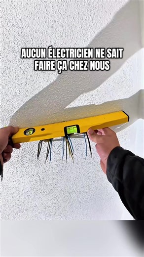 Installations prises électriques #artisan #bricolage #construction #travauxfrance #renovation