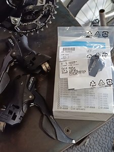ST-R3000 plate replacement & Shimano Bracket Cover (STI hood) installation #shimano #stiplate #stihood | HEPE