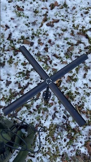 (TSE) military manpack SATCOM / LOS antenna - quick deployment using ground spike