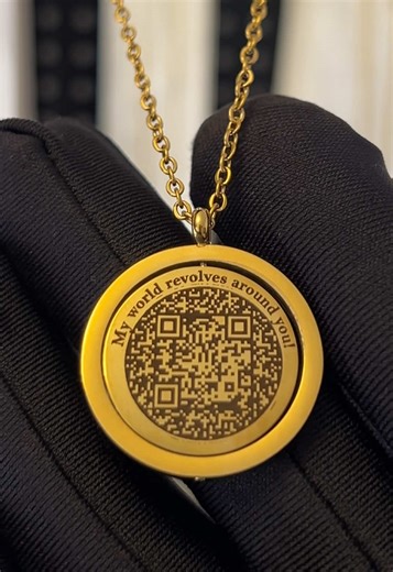 Custom Spinning Necklace for Her: Unique Gift Ideas