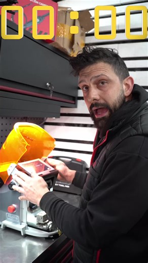 How fast can I cut & program a car key? ⏱️🔑 Using the insanely quick tools from 3D Group Blink and you might miss it 👀 #reels #locksmith #carkeys #keycutting #autolocksmith #toolsofthetrade #reelsinstagram #automotive #satisfying #viralreels